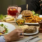 Courtyard By Marriott Airport Отель 4*