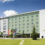 Courtyard By Marriott Airport מלון טולוז