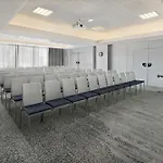 Courtyard By Marriott Airport 4*