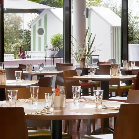 Courtyard By Marriott Airport Hotel Toulouse
