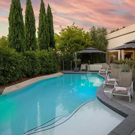 Courtyard By Marriott Airport Τουλούζη