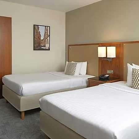 Courtyard By Marriott Airport Toulouse