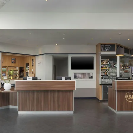 Courtyard By Marriott Airport فندق تولوز