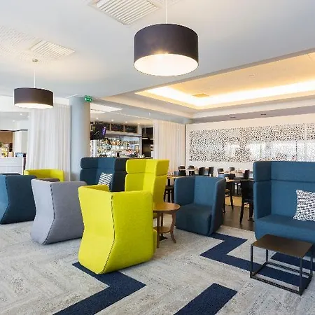 万豪图卢兹机场度假酒店 4*