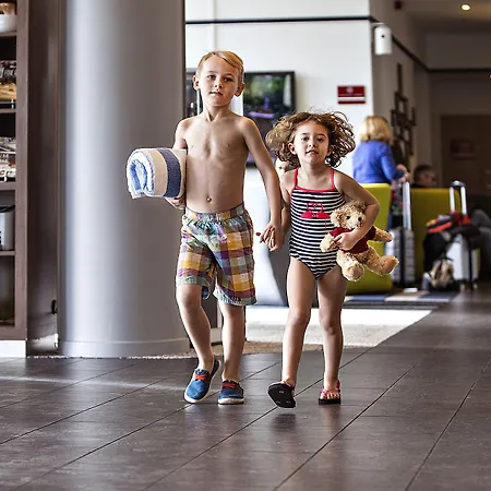 Hotell Courtyard By Marriott Airport Toulouse