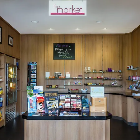 Ξενοδοχείο Courtyard By Marriott Airport