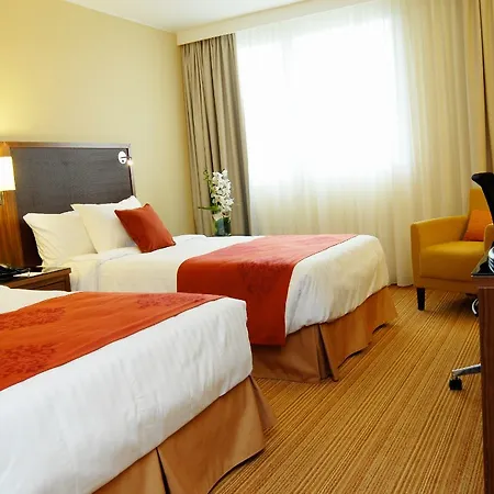 Hotell Courtyard By Marriott Airport Toulouse